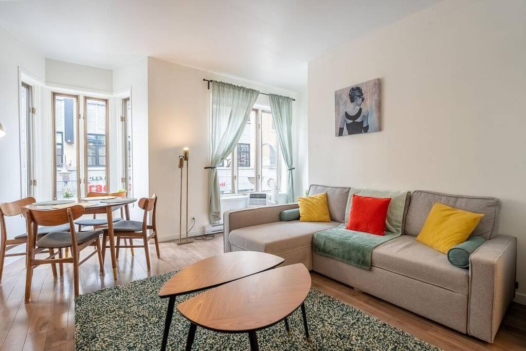 Apartment Le Beluga, Trendy & Fun District, Ac, 4k Tv